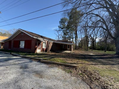 /international/us/232-e-calhoun-st-bruce-ms-110105225399/