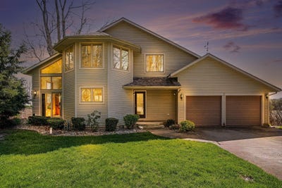 /international/us/161-holton-road-la-porte-in-110107549344/