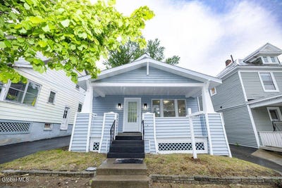 /international/us/242-linden-street-schenectady-ny-110108066481/