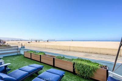 /international/us/528-the-strand-hermosa-beach-ca-110119639679/