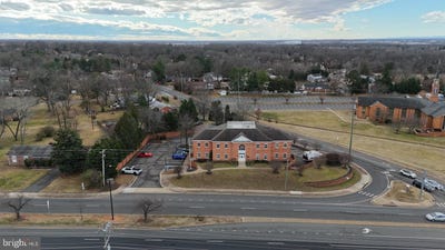 /international/us/8802-sudley-road-manassas-va-110104484748/