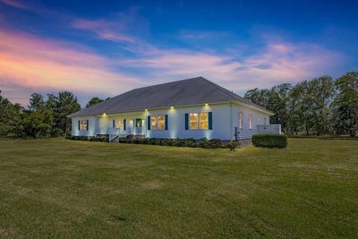 /international/us/19220-mink-farm-rd-onancock-va-110108200111/