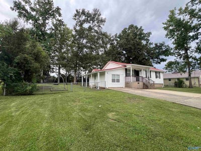 /international/us/1835-harts-ferry-road-ohatchee-al-110100568332/