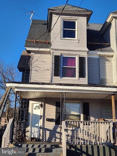 /international/us/302-6th-st-s-millville-nj-110105384600/