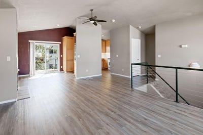 /international/us/438-nw-19th-street-redmond-or-110100416206/