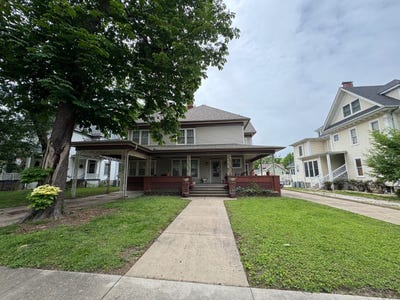 /international/us/911-s-highland-chanute-ks-110107764180/
