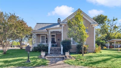 /international/us/309-n-boundary-st-burnet-tx-110103238176/