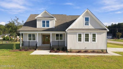/international/us/5855-harvest-ridge-road-battleboro-nc-110110309406/