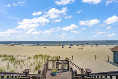 /international/us/675-ocean-avenue-long-branch-nj-110106849661/