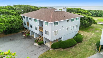 /international/us/11-foxfire-trace-oak-island-nc-110100209934/?lang=zh-tw