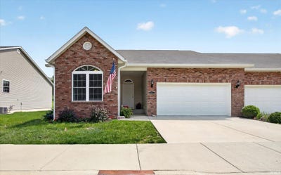 /international/us/2471-n-stonelake-circle-bloomington-in-110108469485/