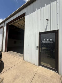 /international/us/1599-w-lloyd-street-ozark-mo-110101317289/?lang=zh-cn