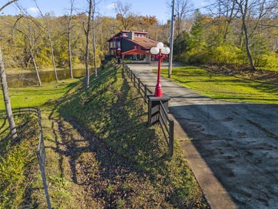 /international/us/21412-shick-drive-meadville-pa-110103386605/