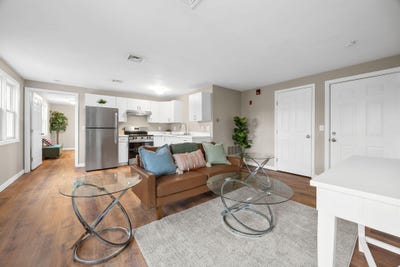 /international/us/425-main-street-chatham-ma-110107439533/