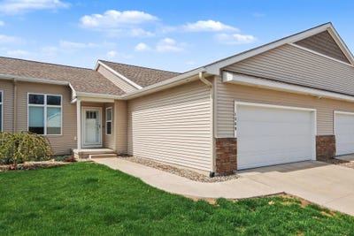 /international/us/1369-s-village-circle-kalamazoo-mi-110107395795/