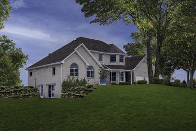 /international/us/2081-norgaren-road-stoughton-wi-110098546349/