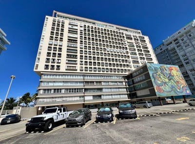 /international/us/3307-isla-verde-ave-carolina-pr-110103484176/