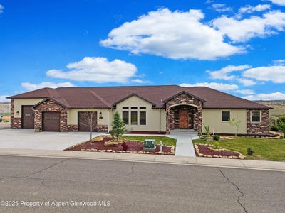 /international/us/1351-la-mesa-circle-rangely-co-110099295751/?lang=en