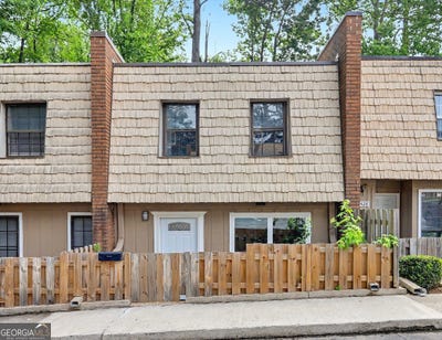 /international/us/6426-woodstone-way-morrow-ga-110108849630/