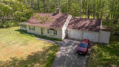 /international/us/186-old-bennington-road-greenfield-nh-110108491810/