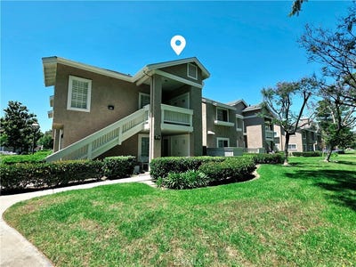 /international/us/93-greenfield-irvine-ca-110108551743/