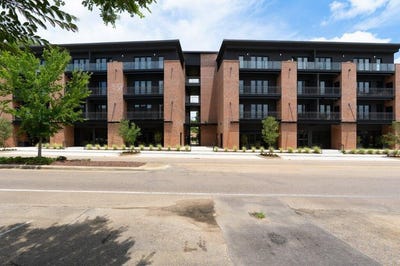 /international/us/403-russell-st-202-starkville-ms-110102255170/