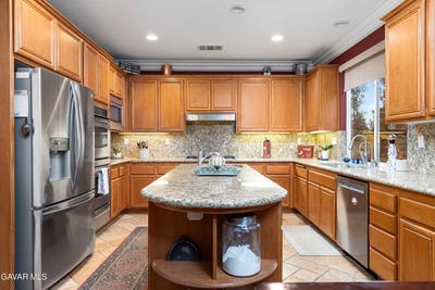 /international/us/29161-harmony-way-santa-clarita-ca-110109371832/