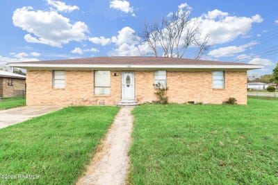 /international/us/100-charles-street-carencro-la-110106785889/