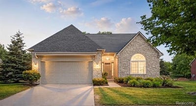 /international/us/47920-vistas-circle-drive-n-canton-twp-mi-110108781200/