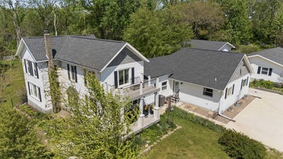 /international/us/12432-x-avenue-cedar-falls-ia-110108073931/