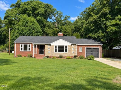 /international/us/1610-w-b-street-butner-nc-110107312067/
