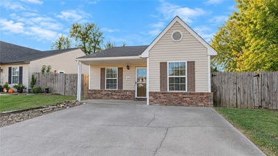 /international/us/1004-s-25th-place-rogers-ar-110120753689/