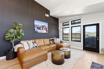 /international/us/1169-w-helling-cir-heber-city-ut-110108438903/