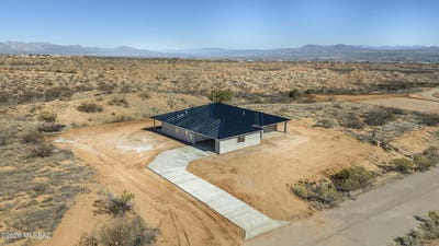 /international/us/1346-s-wild-burro-trail-benson-az-110107277718/