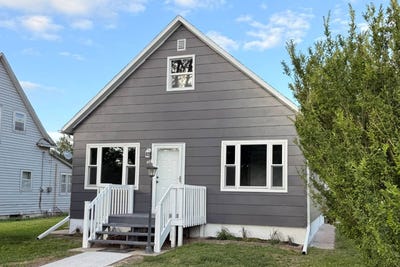 /international/us/444-10th-street-loup-city-ne-110109101282/