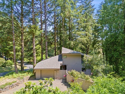 /international/us/103-salishan-dr-gleneden-beach-or-110100478626/