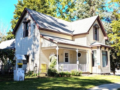 /international/us/603-maple-st-clare-mi-110110371572/