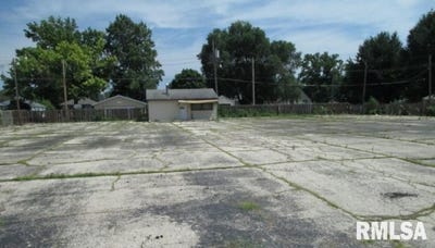 /international/us/320-s-mclean-street-lincoln-il-110110212781/