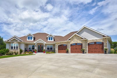 /international/us/11174-nw-108th-court-granger-ia-110100749719/