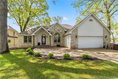 /international/us/5464-hampton-court-court-osage-beach-mo-110101315496/