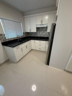 /international/us/152-farenholt-avenue-tamuning-gu-110108416063/