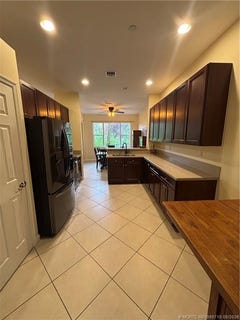 /international/us/262-sw-walking-path-stuart-fl-110108171241/