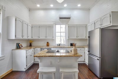 /international/us/1715-walnut-street-centreville-al-110106338123/