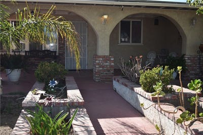 /international/us/1202-s-willow-rialto-ca-110120114797/