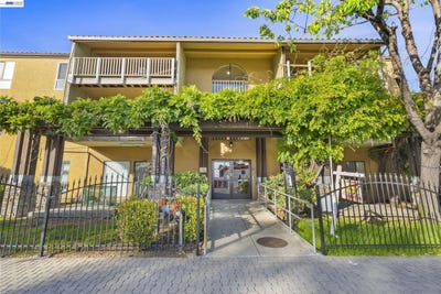 /international/us/16006-e-14th-st-ashland-ca-110107517402/