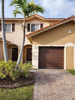 /international/us/8855-n-isles-cir-tamarac-fl-110100044083/