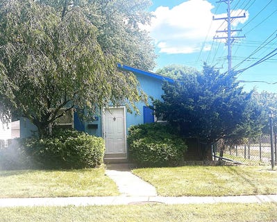 /international/us/23702-tuscany-avenue-eastpointe-mi-110102496710/