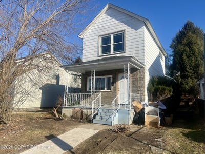 /international/us/742-donnelly-street-duryea-pa-110106232462/