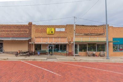/international/us/211-main-st-mclean-tx-110100895923/