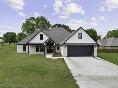 /international/us/40-whipperwill-street-lone-grove-ok-110109081630/